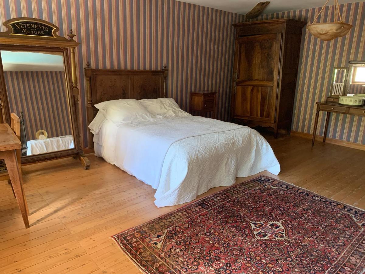 Buisson Gite Et Chambre D'Hote Laruscade Екстер'єр фото